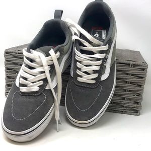Women’s size 8.5 grey/green old skool Vans